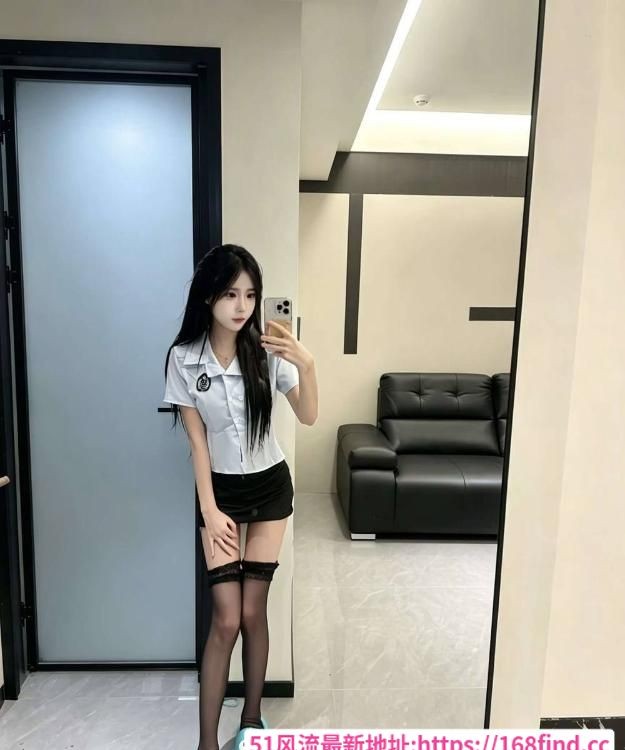 很嫩的精神小妹