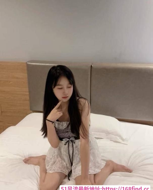 包河双马尾嫩妹