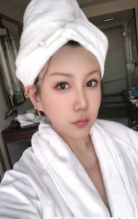 市北深喉女王果冻