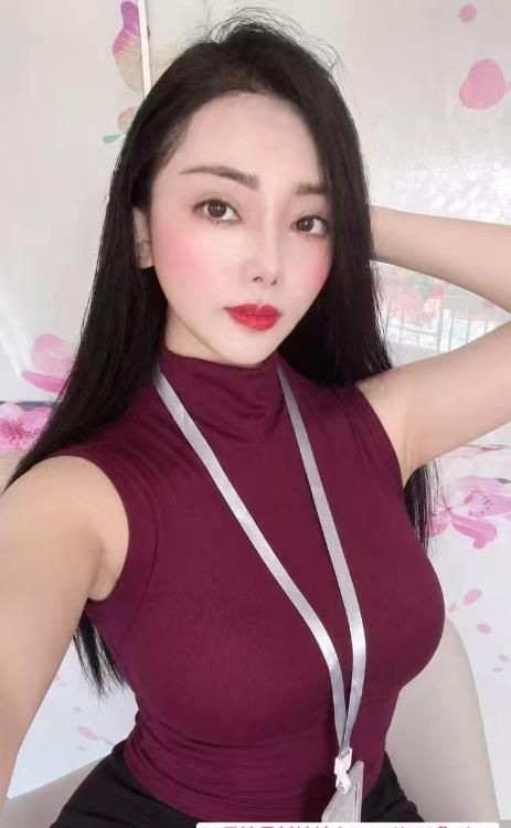 大奶肥臀御姐