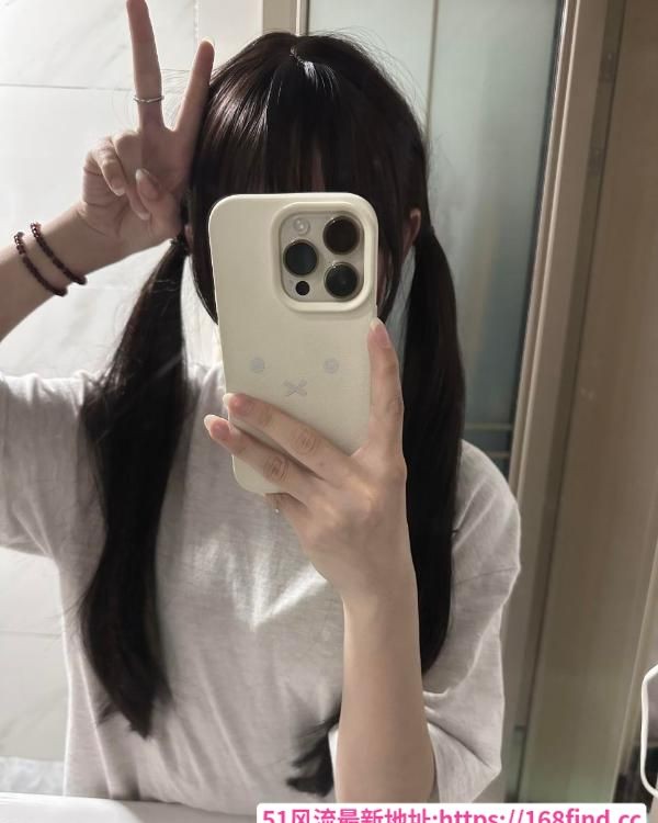 包河双马尾嫩妹