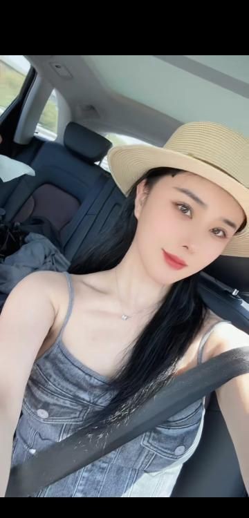 长姣美人大月亮