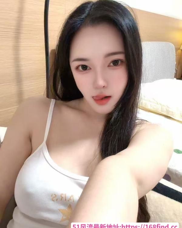 静安大胸菲菲