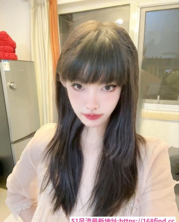 暗黑系嫩妹小怪