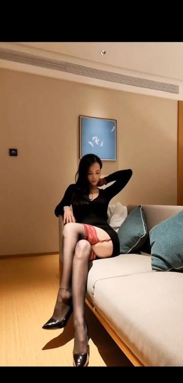 汉阳丰臀少妇彩彩