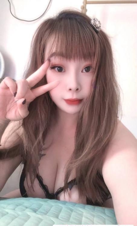 炮击G奶豪乳骚妇
