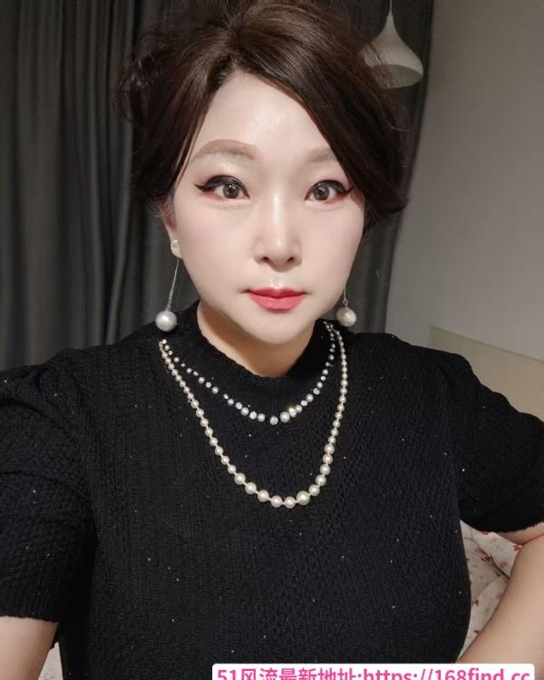 南山肥臀三通御姐