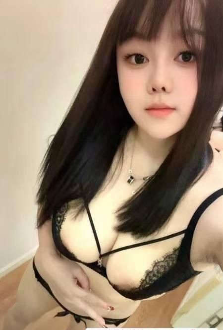 服务系女友感心心