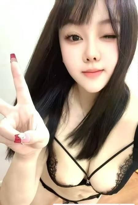 服务系女友感心心