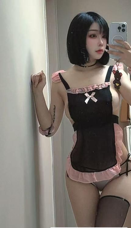 短发御姐