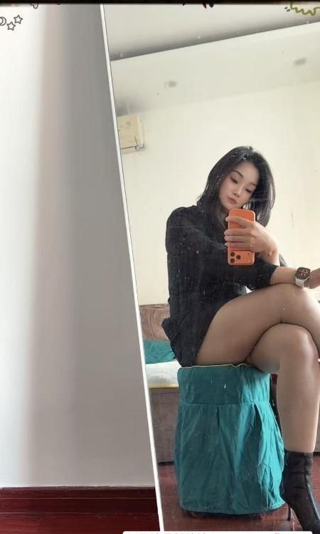瑜伽服丝袜长腿熟妇
