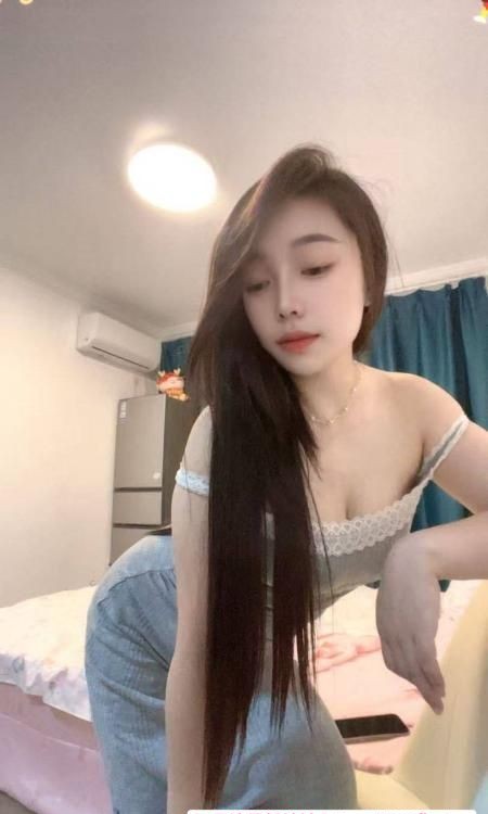 戴眼镜的最骚了
