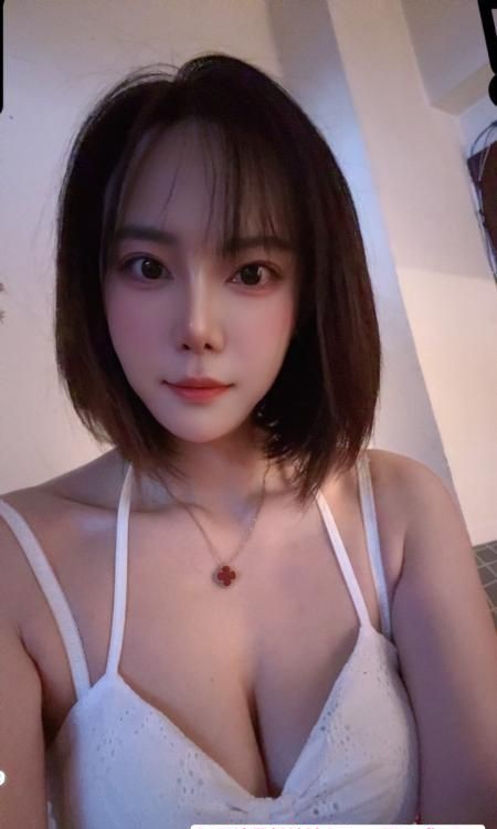 短发御姐糖宝
