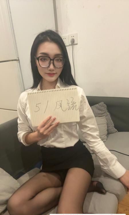 老牌顶红丝足Lisa