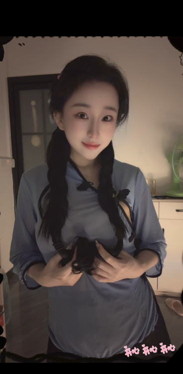 天河童颜巨乳