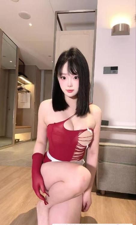 上城大胸翘臀七七