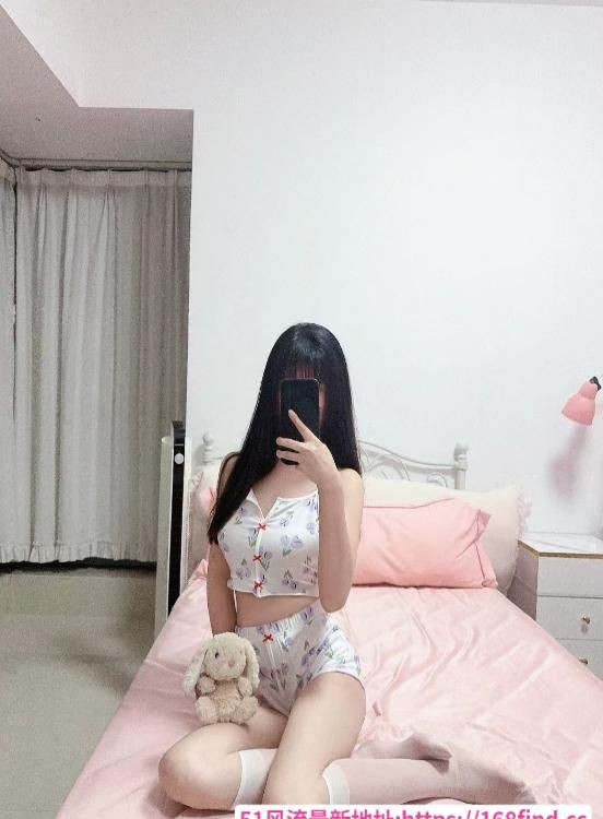 光谷性感大长腿馨儿