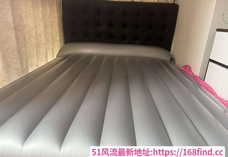 偷吃小荡妇水磨服务