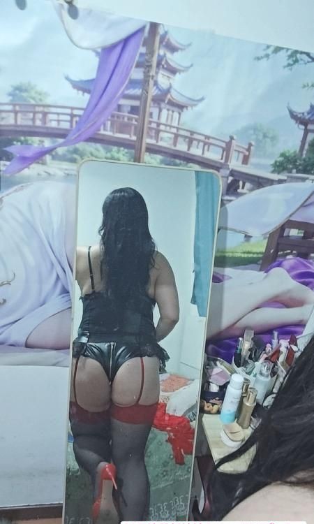 欧美臀巨乳玲玲