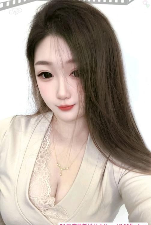 哈尔滨一曼街风情小姨