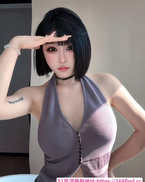 性感短发妹子