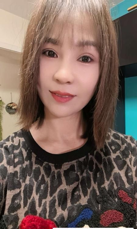 河北苗条白丝少妇
