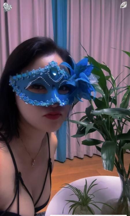 情趣大奶美少妇