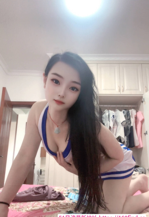 长沙岳麓翘臀妹