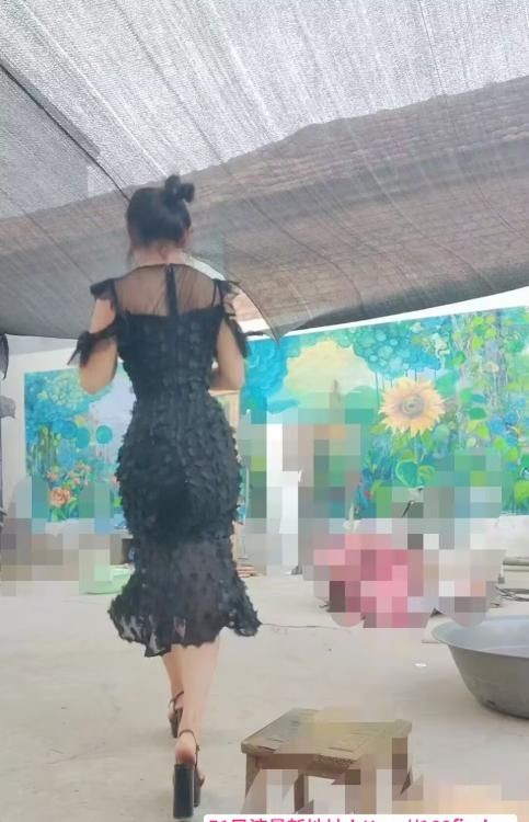 大奶舞蹈生双飞姐妹