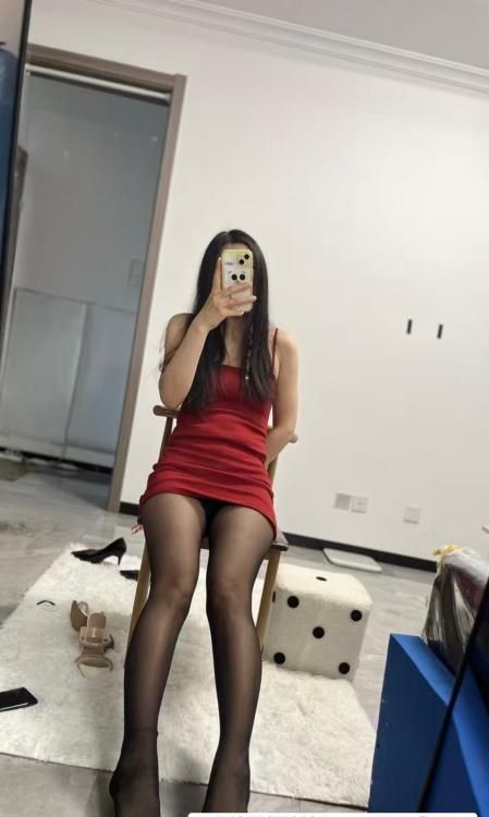 蜀山个人居家丝足小妹