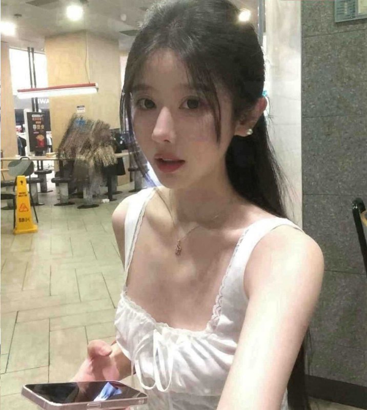 美女
