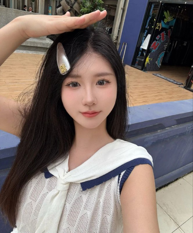 美女